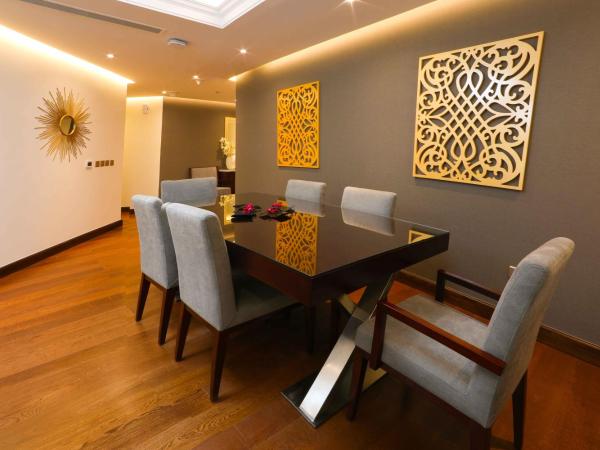 Number One Tower Suites : photo 3 de la chambre suite 3 chambres