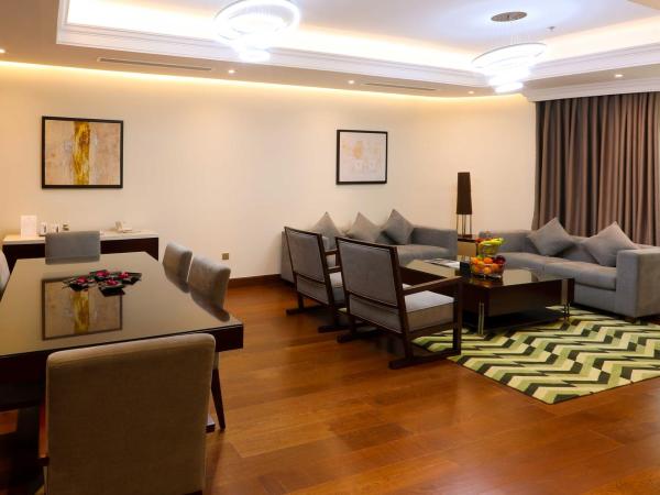 Number One Tower Suites : photo 2 de la chambre suite 3 chambres