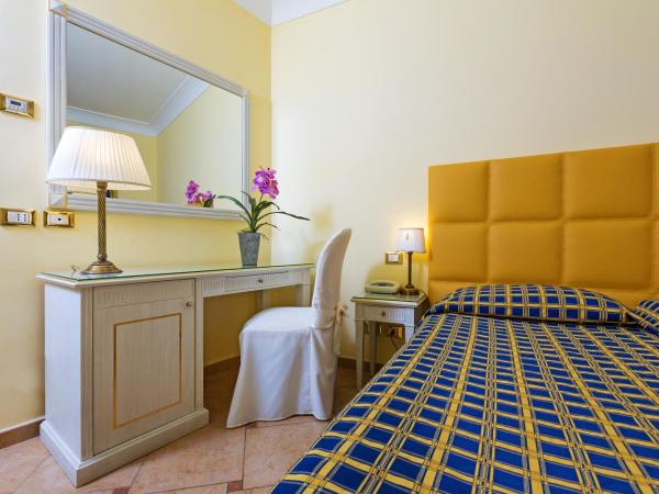 Hotel La Vue d'Or : photo 2 de la chambre chambre double ou lits jumeaux Économique