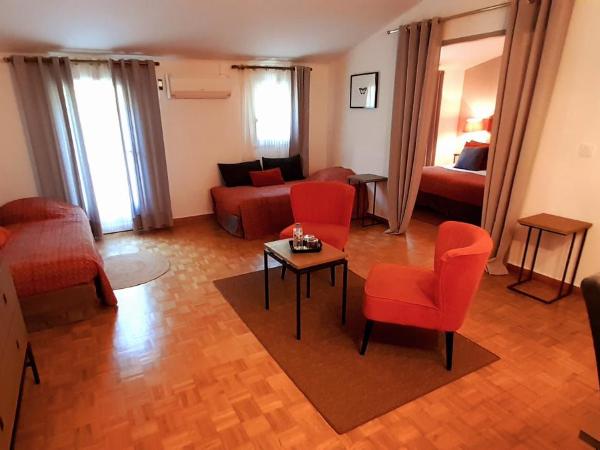 Le Fabian des Baux : photo 1 de la chambre suite familiale