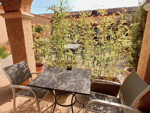 Le Fabian des Baux : photo 6 de la chambre chambre double supérieure