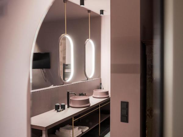 Altstadthotel Weisses Kreuz : photo 5 de la chambre grande chambre double 