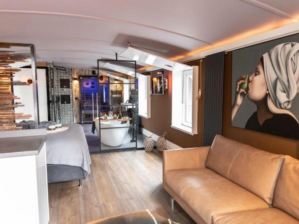 Wellnessboat De Michiel de Ruyter : photo 2 de la chambre mobile home