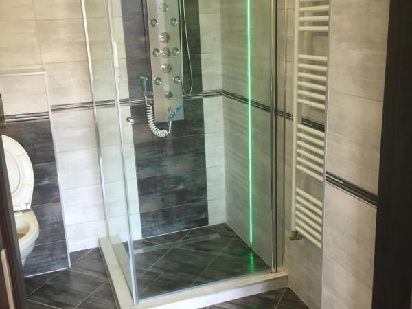 Vulkán Wellness Panzió : photo 2 de la chambre chambre lit queen-size deluxe