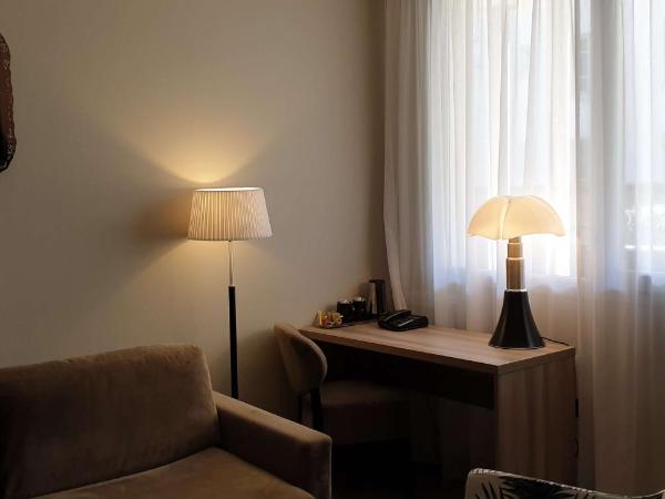 Best Western Crequi Lyon Part Dieu : photo 2 de la chambre suite junior lit king-size avec canapé-lit