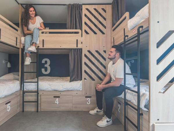 Whoo Bordeaux Bacalan - Hostel : photo 6 de la chambre lit dans dortoir mixte de 8 lits 