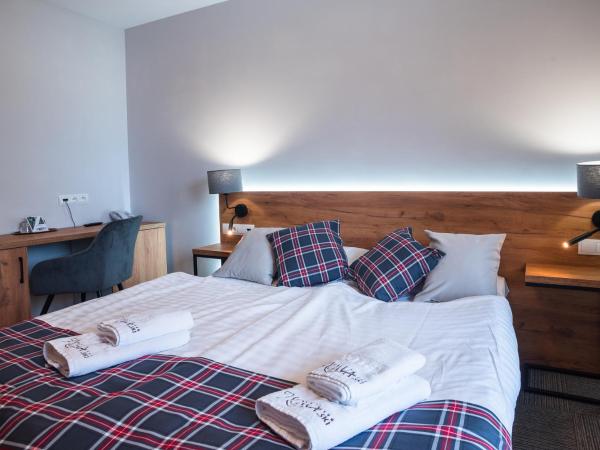 Nowa - Ski SPA Hotel : photo 4 de la chambre studio - vue sur montagne