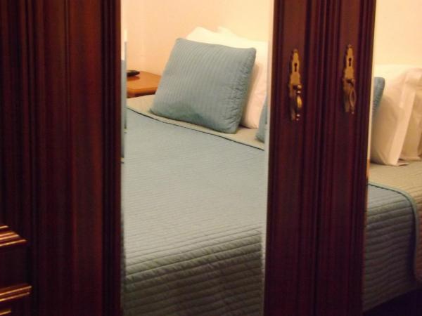 Residencial Valentina : photo 3 de la chambre chambre double ou lits jumeaux