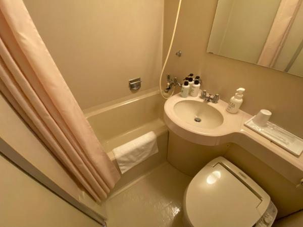 Smile Hotel Tokyo Nishikasai : photo 2 de la chambre chambre simple Économique - non-fumeurs