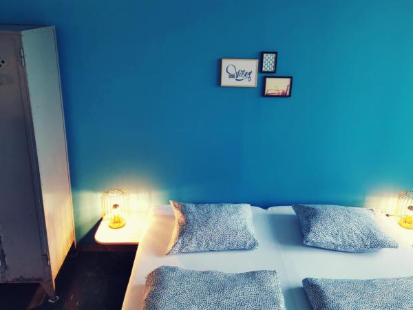 Backpackers Luzern : photo 4 de la chambre chambre double ou lits jumeaux Économique avec salle de bains commune