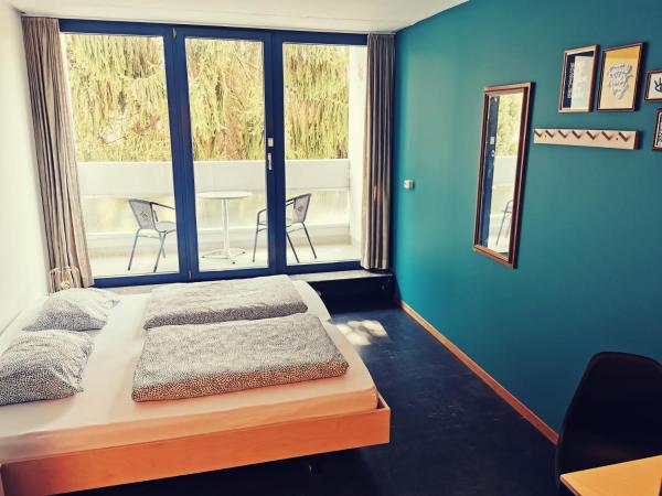 Backpackers Luzern : photo 7 de la chambre chambre double ou lits jumeaux Économique avec salle de bains commune