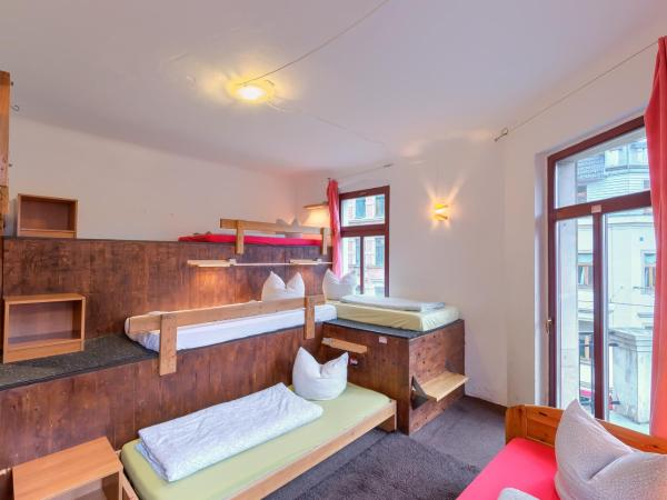 Hostel Lollis Homestay Dresden : photo 6 de la chambre lit dans dortoir 6 lits