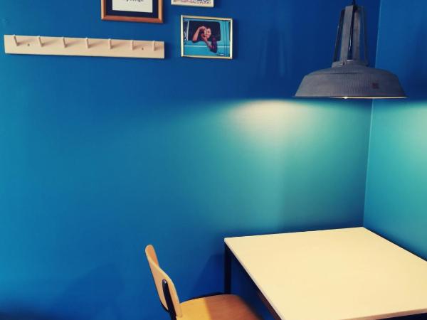 Backpackers Luzern : photo 5 de la chambre chambre lits jumeaux Économique avec salle de bains commune