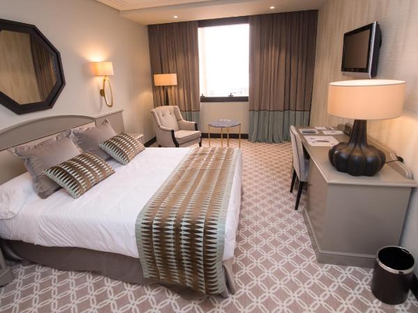 Hotel Bahía : photo 7 de la chambre chambre familiale (2 adultes et 2 enfants)