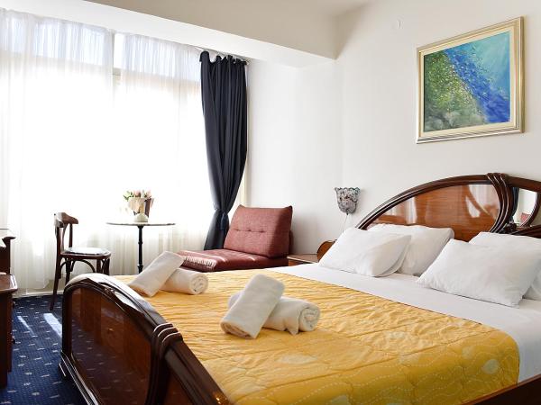 Villa Nico : photo 2 de la chambre chambre double deluxe - vue sur mer