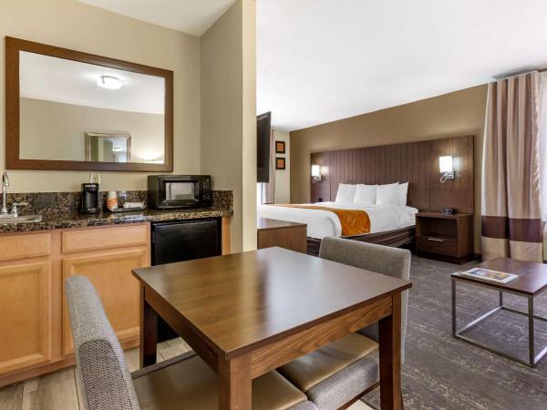 Comfort Suites at Sabino Canyon : photo 9 de la chambre suite lit king-size