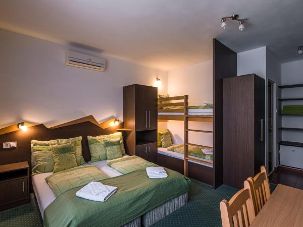 Babi Guesthouse - Babi Vendégház : photo 3 de la chambre chambre familiale