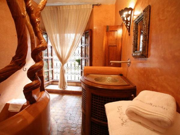 Riad Laaroussa : photo 5 de la chambre suite orange (2 adultes)