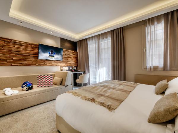 Hotel Le Tremplin : photo 6 de la chambre chambre familiale supérieure (2 adultes + 1 enfant)