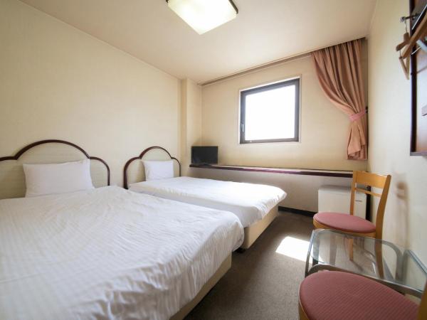 Heiwadai Hotel Otemon : photo 4 de la chambre chambre lits jumeaux - non-fumeurs