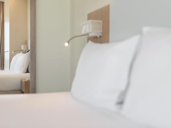 Eurostars Oasis Plaza : photo 3 de la chambre suite de luxe avec vue sur la ville