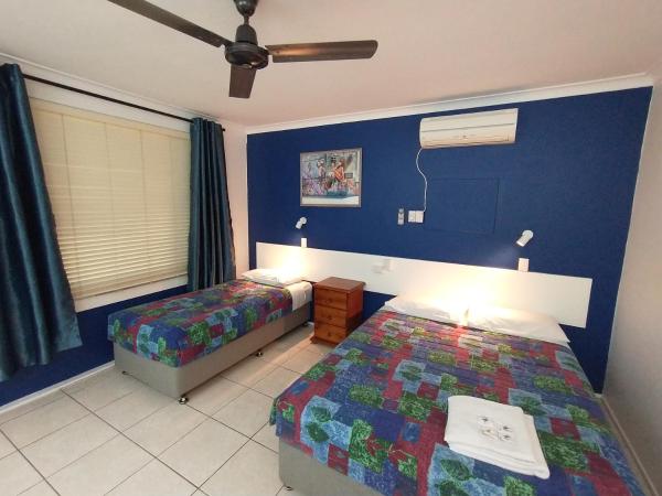 Aspley Sunset Motel : photo 10 de la chambre chambre quadruple