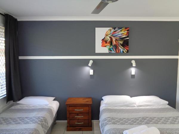 Aspley Sunset Motel : photo 7 de la chambre chambre lits jumeaux