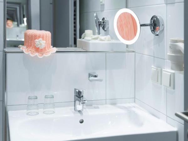 Tante ALMA's Kölner Hotel : photo 2 de la chambre chambre simple