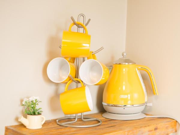 Tipperary House Dublin : photo 5 de la chambre chambre lits jumeaux avec salle de bains commune