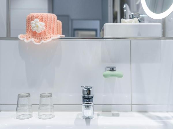 Tante ALMA's Kölner Hotel : photo 6 de la chambre chambre double