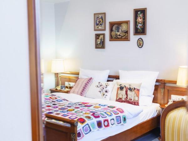 Tante ALMA's Kölner Hotel : photo 7 de la chambre chambre double deluxe