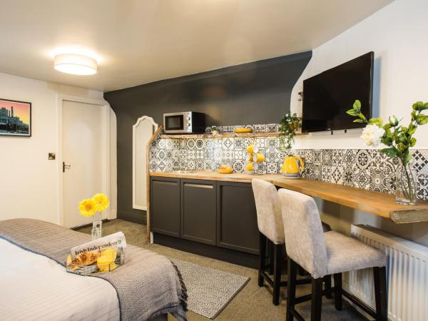 Tipperary House Dublin : photo 2 de la chambre suite deluxe avec lit king-size