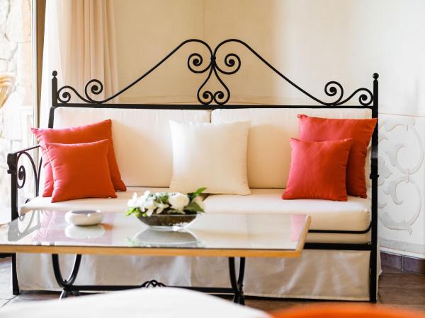 Hotel Pozzo Sacro : photo 5 de la chambre suite junior avec balcon - vue sur mer