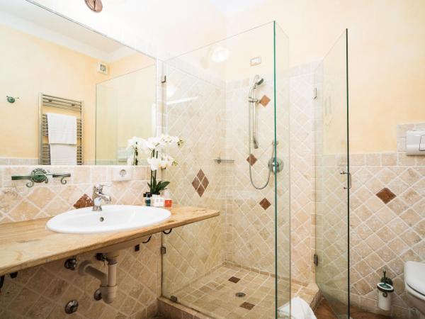 Hotel Pozzo Sacro : photo 8 de la chambre chambre lits jumeaux supérieure - vue sur mer