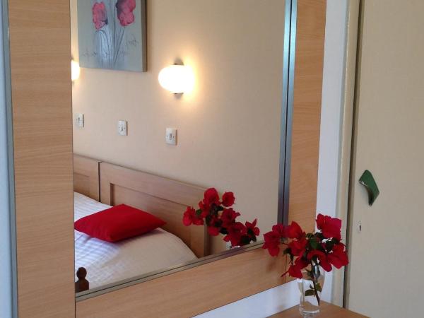 Zefyros Hotel : photo 8 de la chambre chambre triple