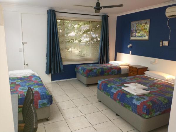 Aspley Sunset Motel : photo 1 de la chambre chambre quadruple