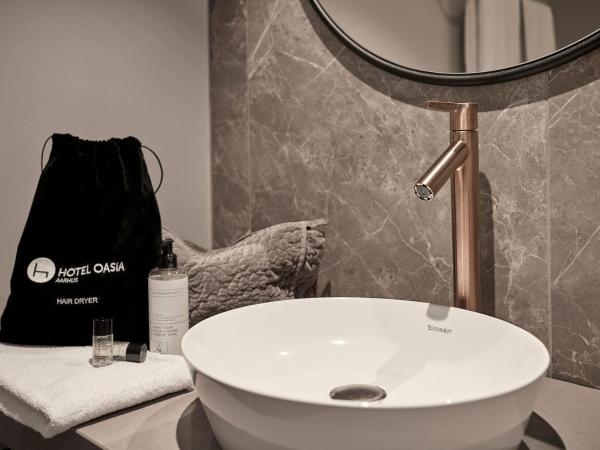 Hotel Oasia Aarhus City : photo 1 de la chambre chambre double deluxe (supérieur)