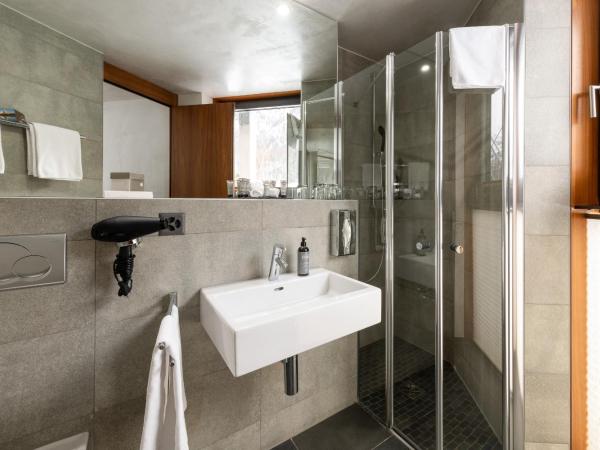 Matterhorn FOCUS Design Hotel : photo 7 de la chambre chambre double deluxe - vue sur mont cervin