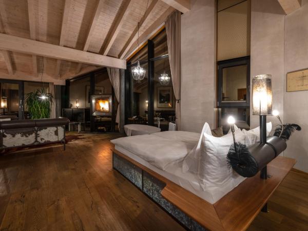 Matterhorn FOCUS Design Hotel : photo 7 de la chambre suite matterhorn sur le toit - vue sur mont cervin - maison a