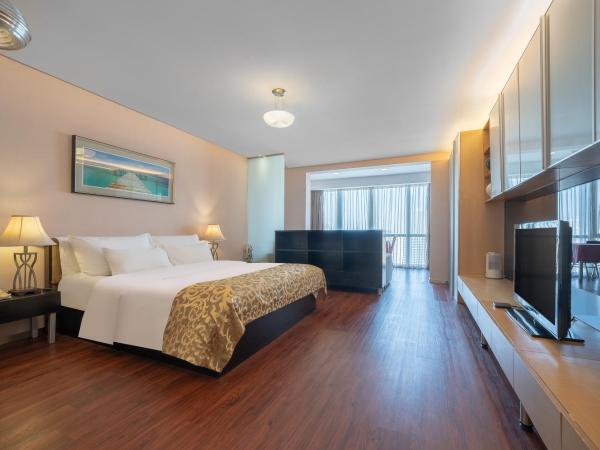 Qingdao Housing International Hotel : photo 1 de la chambre chambre double - vue sur mer