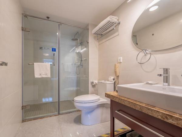 Qingdao Housing International Hotel : photo 2 de la chambre suite familiale (4 adultes)