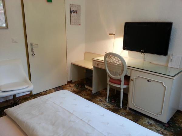Hotel Colibrì : photo 2 de la chambre chambre double Économique