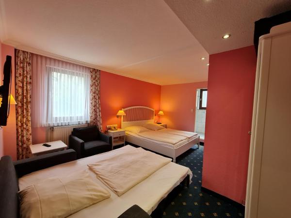 Hotel Heldt : photo 2 de la chambre chambre quadruple (4 adultes)