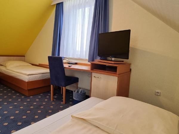 Hotel Heldt : photo 5 de la chambre chambre quadruple (4 adultes)