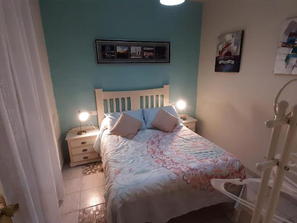 Pension Internacional : photo 4 de la chambre chambre familiale avec salle de bains privative