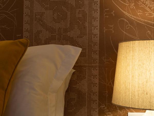 Bacharéis Charming House : photo 3 de la chambre petite chambre double