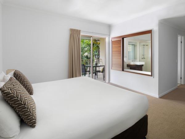 Mantra Amphora : photo 2 de la chambre chambre double ou lits jumeaux avec baignoire spa