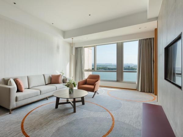 InterContinental Suzhou Hotel, an IHG Hotel : photo 1 de la chambre one-bedroom suite landmark lake view