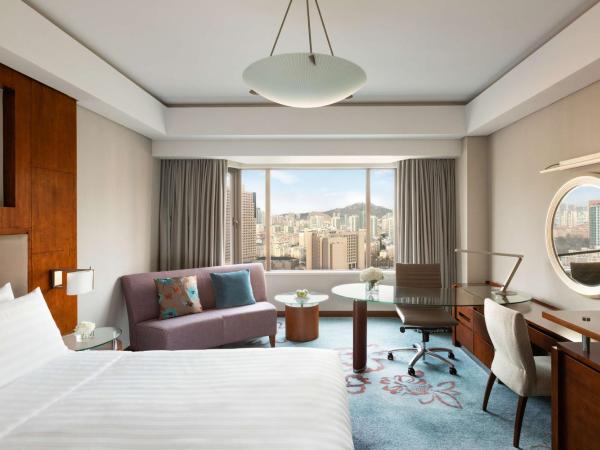 Shangri-La Qingdao - May Fourth Square : photo 4 de la chambre deluxe king room - city wing