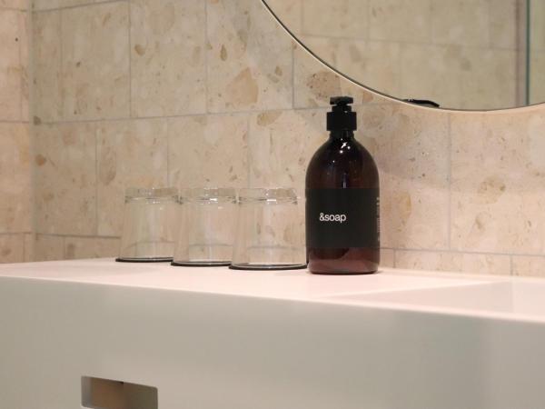 Best Western and Hotel Linkoping : photo 7 de la chambre chambre familiale